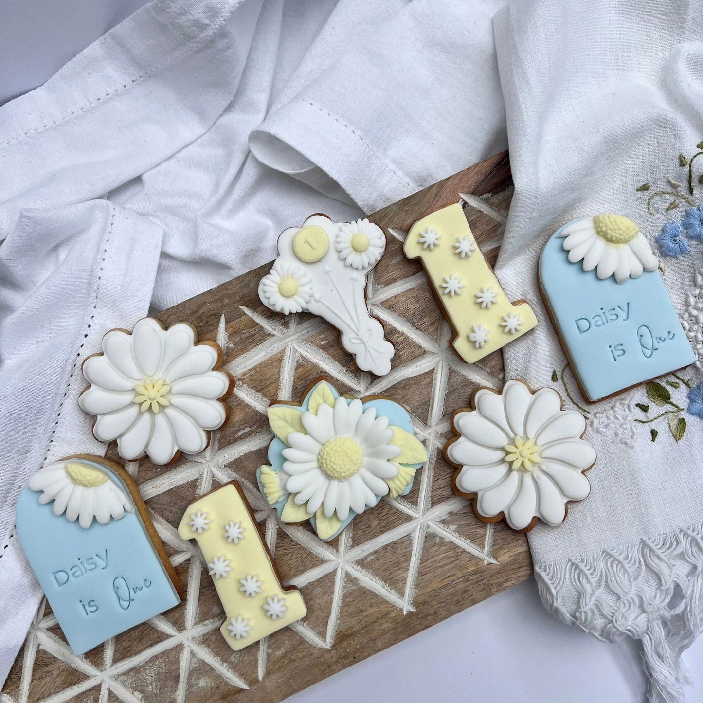 Special Daisy Cookies - Bake Me Happy Sunshine Coast