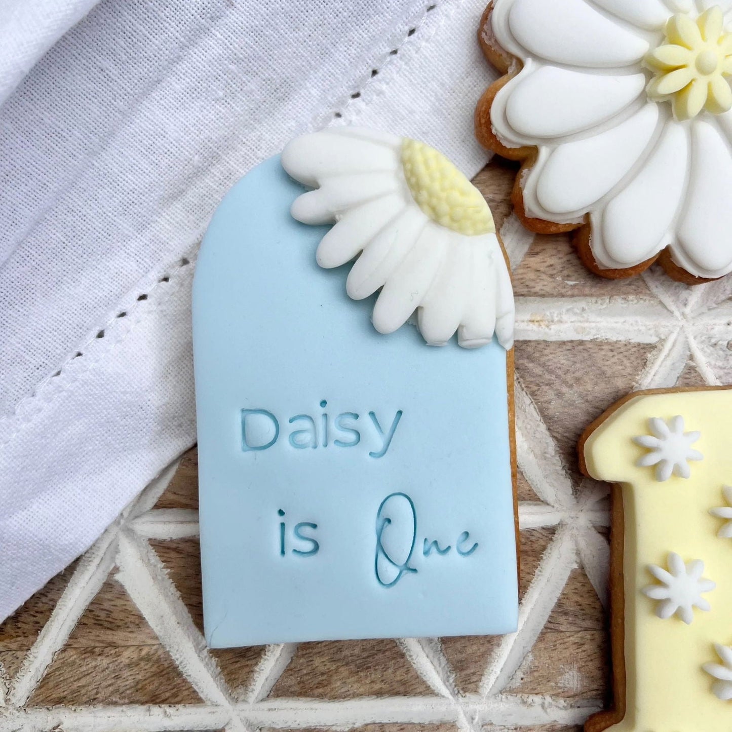 Special Daisy Cookies - Bake Me Happy Sunshine Coast
