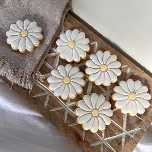 Daisy Cookies - Bake Me Happy Sunshine Coast
